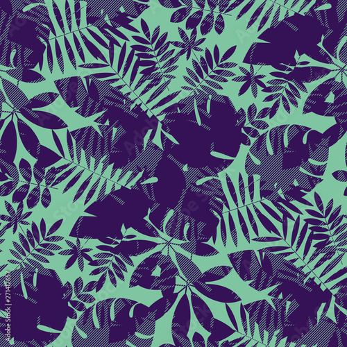 Complex tropical foliage si...