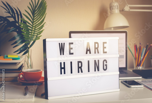 Cuadros en Lienzo We are hiring text on light box on desk office