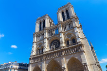 View Of The Original Notre-Dame De Paris Church, Before The Fire Lit Up In April 2019. Is A Medieval Catholic Cathedral And Is Considered To Be One Of The Finest Examples Of French Gothic Architecture