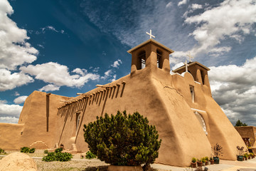 Canvas Print - San Francisco de Asis Church  Taos, New Mexico