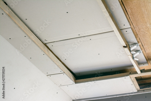 Construction Modern Suspended Ceiling With Led Lightning In