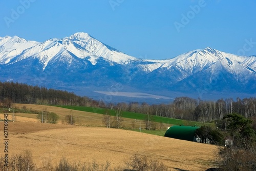 日本北海道山と青空背景stock Photo Adobe Stock