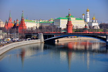 MOSCOW, RUSSIA - MARCH 25, 2014: View Of The Kremlin Embankment And Moscow Cathedrals