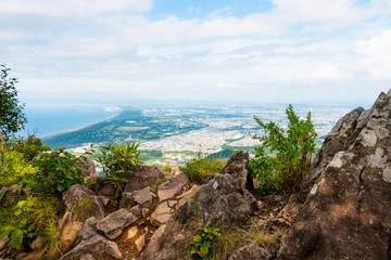 夏の日本北海道札幌市の街と石狩湾の風景