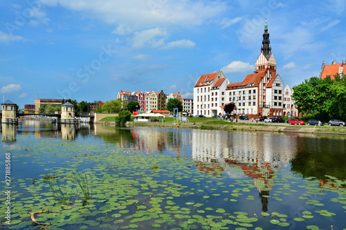 Plakat Elbląg   stare-miasto-w-elblag-polska-rzeka-katedra-kamienice-most