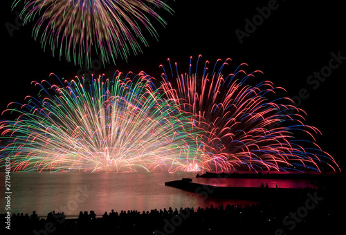 福井県坂井市 三国花火大会 超特大水上スターマイン Stock Photo Adobe Stock