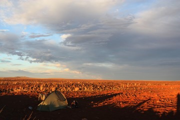 Sticker - camping dans le désert syrien