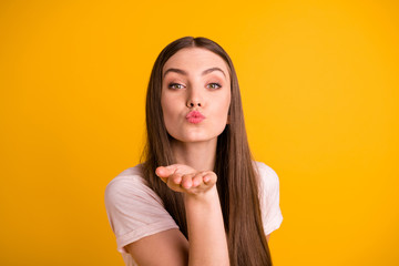 Canvas Print - Close up photo charming pretty lady youngster people person send air kiss attract boys men boyfriends want valentine day 14-february gesture modern light-colored outfit isolated vibrant background