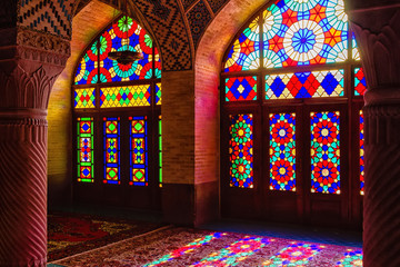 Wall Mural - SHIRAZ, IRAN - NOVEMBER 21, 2016: Nasir al-Mulk mosque or Pink mosque, Shiraz, Iran. It was built in 1888 and is known in Persian as Masjed-e Naseer ol Molk.