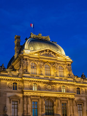 Fototapete - The Louvre in Paris France