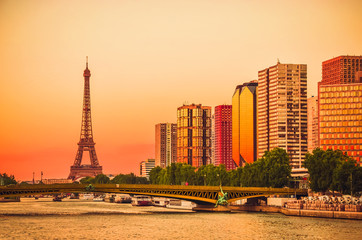 Wall Mural - Sunset view of  Eiffel Tower and river Seine in Paris, France.