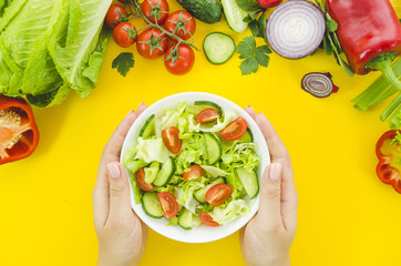 Delicious and healthy lettuce salad