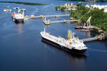 Navio petrolífero - Rio Negro - Amazonas