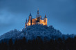 canvas print picture - Burg Hohenzollern im Winter, beleuchtet