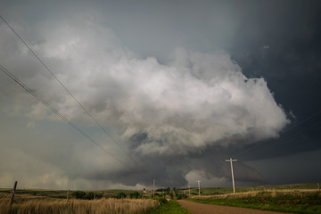 Wall Mural - ominous looking clouds of a severe thunderstorm over the landscape of oklahoma, usa