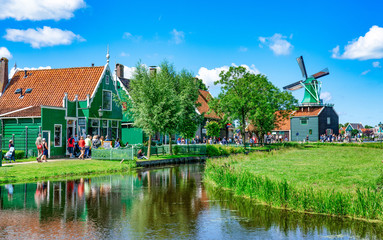 Wall Mural - Windmühlenpark Zaanse Schans, Nordholland