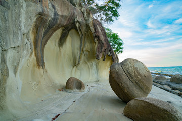 Poster - Weathered by the ages, sandstone rock formations and boulders