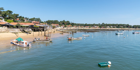 Coastline of Arcachon bay in Le Canon village in Cap-Ferret France in web banner template