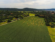 Event Labyrinth im Maisfeld in Brno-Komin von oben, Tschechische Republik