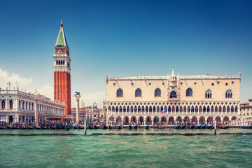 Fototapete - Doge's Palace in Venice on a summer day. Scenic travel background.