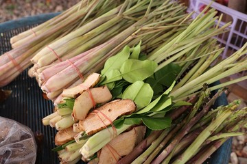 Wall Mural - Lemongrass and galangal at the market