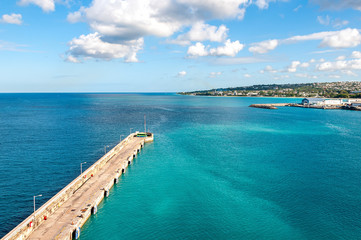 Canvas Print - Bridgetown, Barbados - Tropical island - Caribbean sea - Cruise harbor and pier