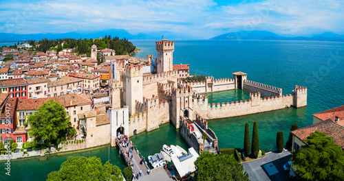 Fotomural Scaligero Castle aerial view, Sirmione