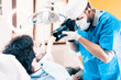 Fotografia Odontoiatrica di un paziente sulla poltrona del dentista.
