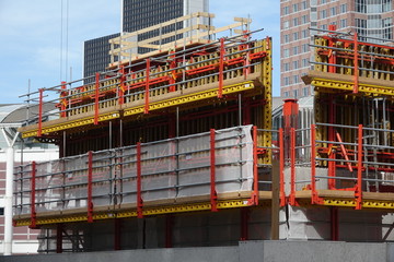 Sticker - Baustelle an einem Hochhaus