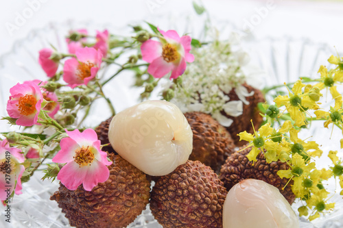 ライチと花 Adobe Stock でこのストック画像を購入して 類似の画像をさらに検索 Adobe Stock ライチと花 Adobe Stock でこのストック画像を購入して 類似の画像をさらに検索 Adobe Stock