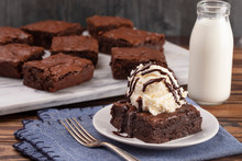 Double Chocolate Brownies Sundae With Vanilla Ice Cream On Top