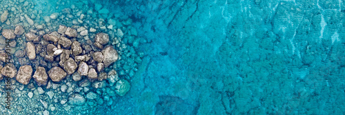 An aerial view of the beautiful Mediterranean sea, where you can se the rocky te Tableau sur Toile