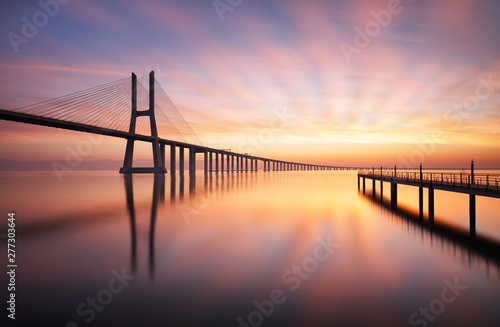 Fotomural Lisbon bridge - Vasco da Gama at sunrise, Portugal