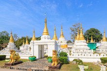 Wat Phra Chedi Sao Lang Or Twenty Pagodas Temple At Lampang, Thailand