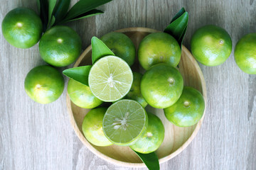 Lime placed on a wooden plate