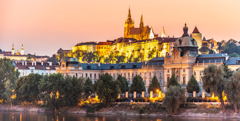 Wall Mural - Prague Castle, seat of the President, and Straka Academy, seat of the Government, Prague, Czech Republic. Evening photography