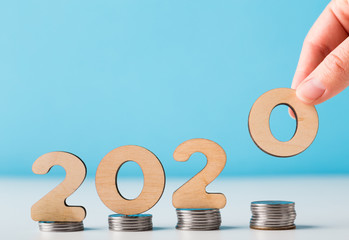 New 2020 year course for rising economic data