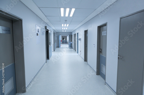 Cuadros en Lienzo Modern white corridor of hospital
