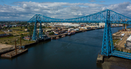 Canvas Print - The Tees Transporter Bridge that crosses the river Tees between stockton and Middlesbrough. The bridge is made of steel and over 100 years old