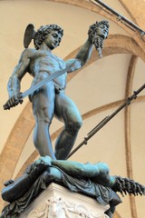 Wall Mural - Perseus with the Head of Medusa in Loggia dei Lanzi, Florence