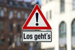 © Daniel Ernst - Los gehts auf Achtung Schild Stadt