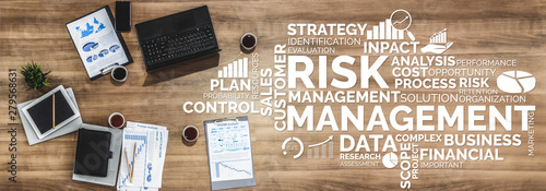 Fotografía Risk Management and Assessment for Business Investment Concept