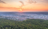Fototapeta Natura - Sonnenuntergang über Stuttgart vom Stuttgarter Fernsehturm