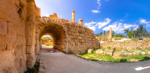 Fototapete - Ancient and roman ruins of Jerash (Gerasa), Jordan.