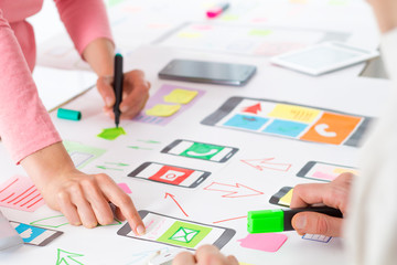 Wall Mural - web designer, user interface, development of applications for mobile phones, the creation of a proto