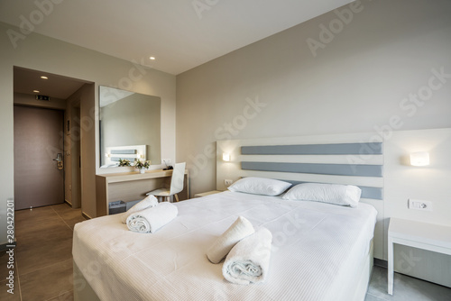 Luxurious Hotel Room Kaufen Sie Dieses Foto Und Finden Sie
