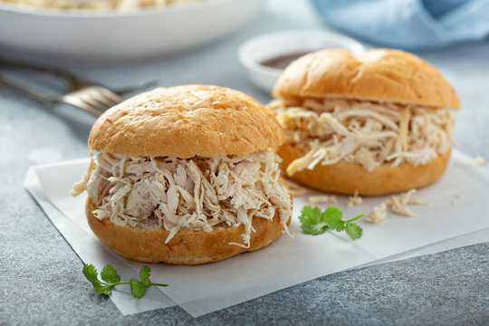 Sandwiches with pulled chicken and bbq sauce