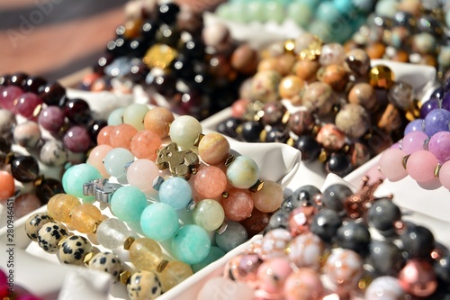 Cuadros en Lienzo Women's colorful stone bracelets handmade