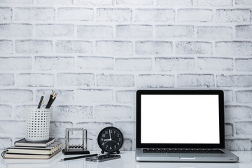 Mock up laptop, notebook on creative desk. creativel mock up.