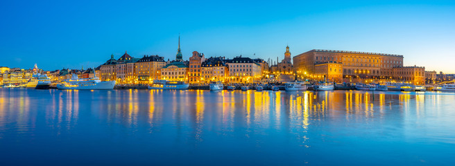 Wall Mural - Panorama view of Gamla Stan at night in Stockholm city, Sweden